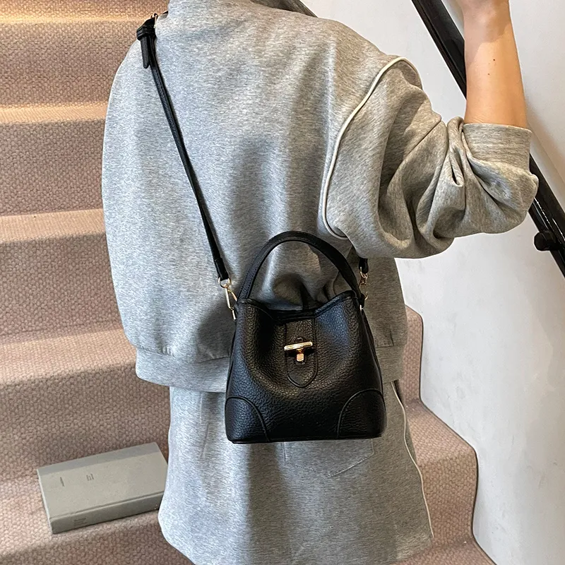 Yalu PU Bucket Bag, Shoulder Bag, Crossbody Bag, Handbag Women's Multicolor-8