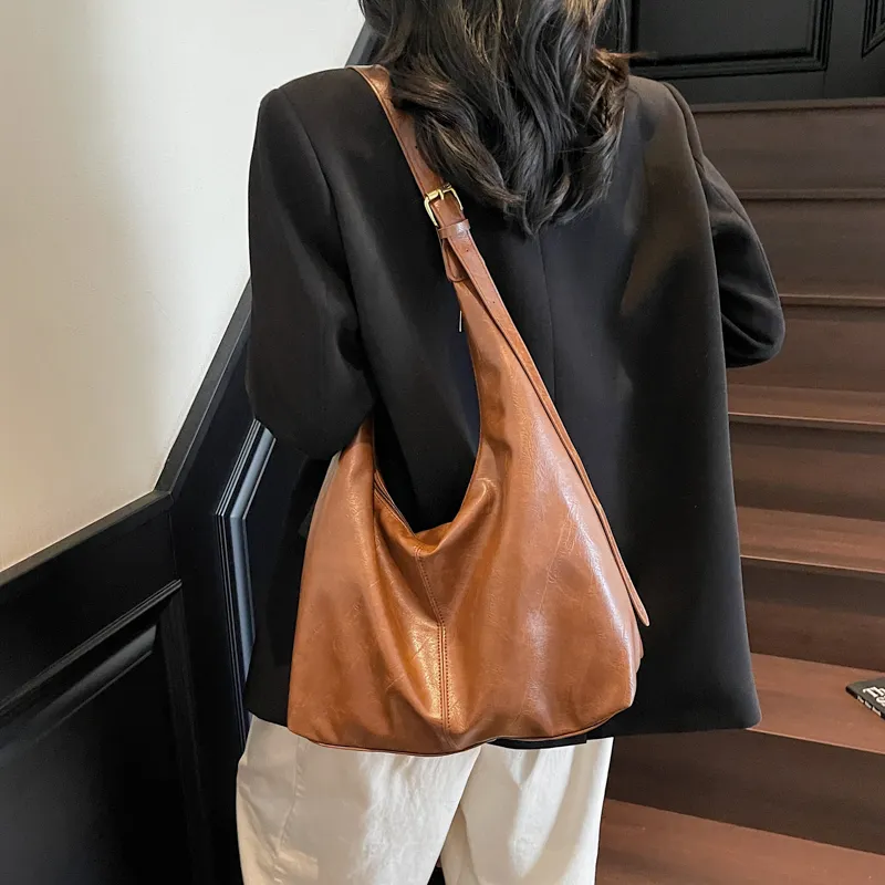 Yalu PU Shoulder Bag Regular Women's Black/Khaki/Brown-15