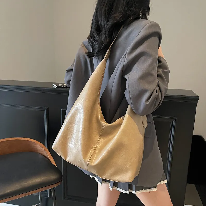Yalu PU Shoulder Bag Regular Women's Black/Khaki/Brown-8