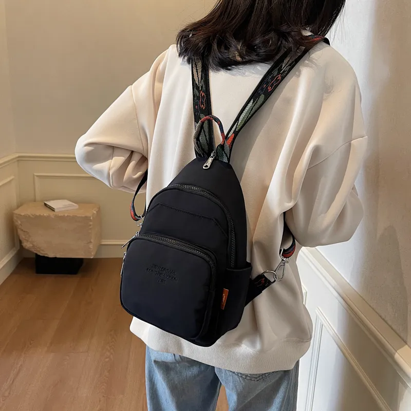 Yalu Nylon Sling Bag Backpack Unisex White/Black-11