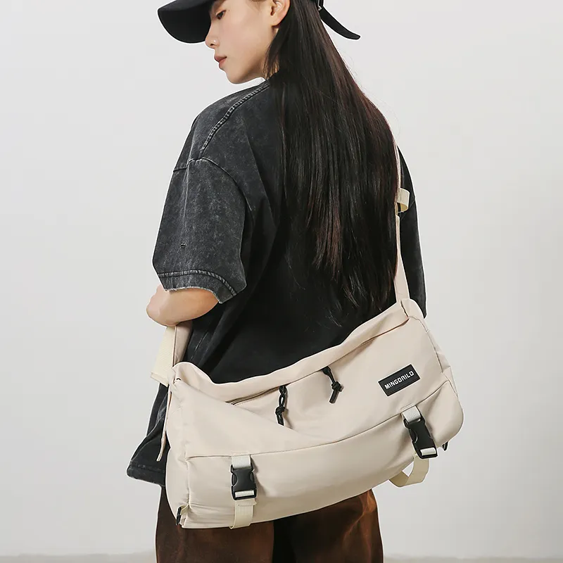 Yalu Nylon Shoulder Bag Regular Unisex Multicolor-2
