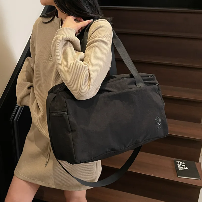 Yalu Nylon Travel Bag Multicolor-5