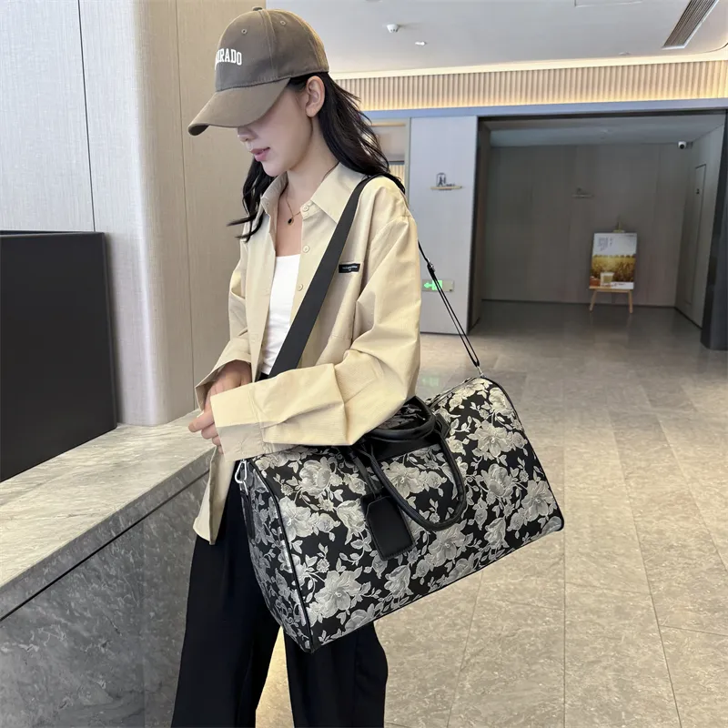 Yalu Nylon One Shoulder Handbag, Travel Bag Unisex Black White/Pink/Light Green-6