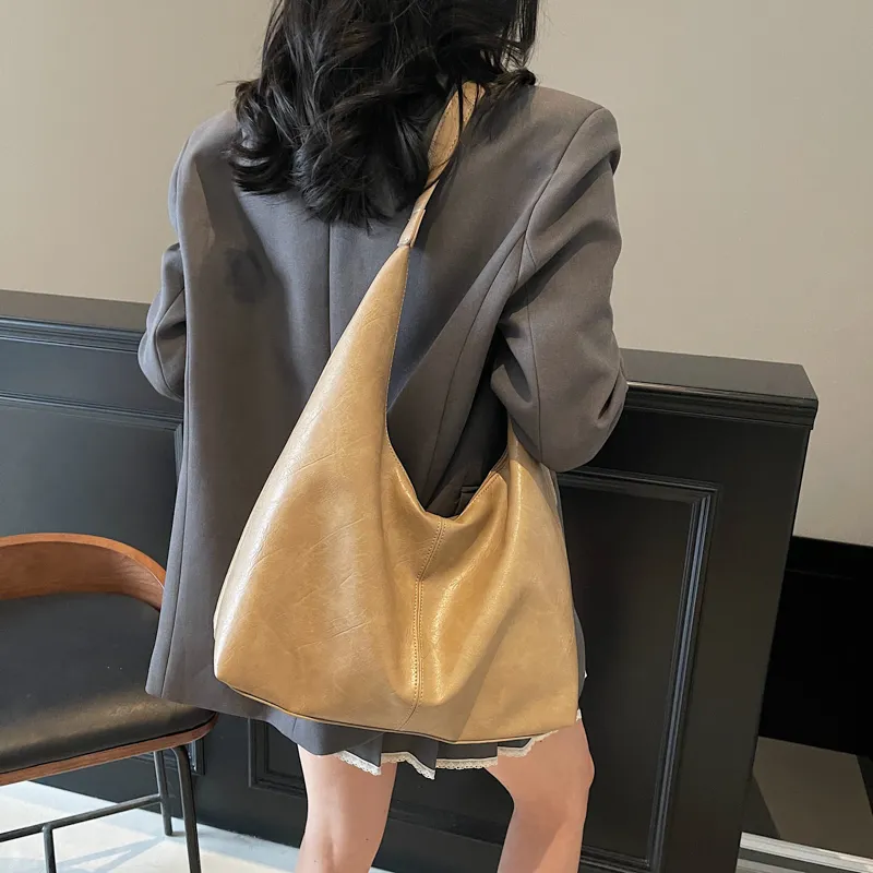 Yalu PU Shoulder Bag Regular Women's Black/Khaki/Brown-7