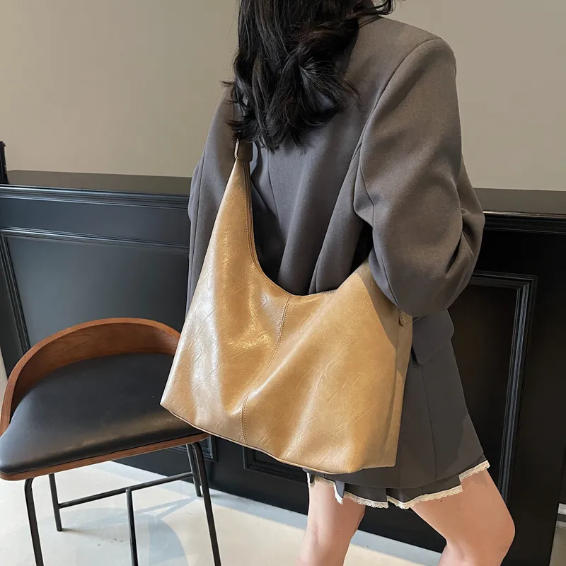 Yalu PU Shoulder Bag Regular Women's Black/Khaki/Brown-11