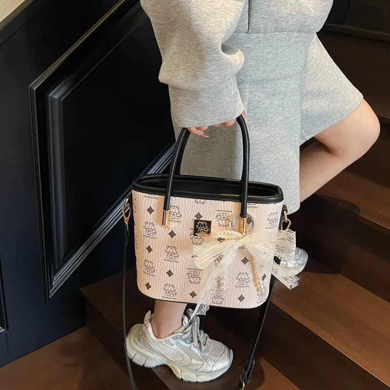 Yalu PU Shoulder Bag Regular Women's Ivory/Black-10