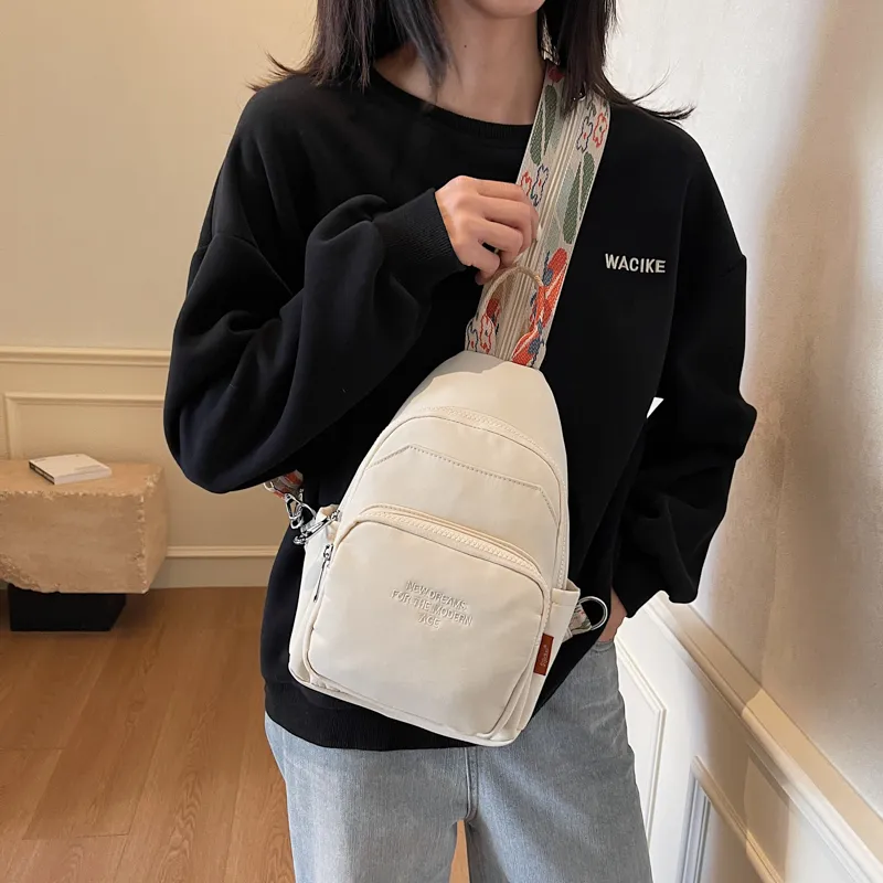 Yalu Nylon Sling Bag Backpack Unisex White/Black-3