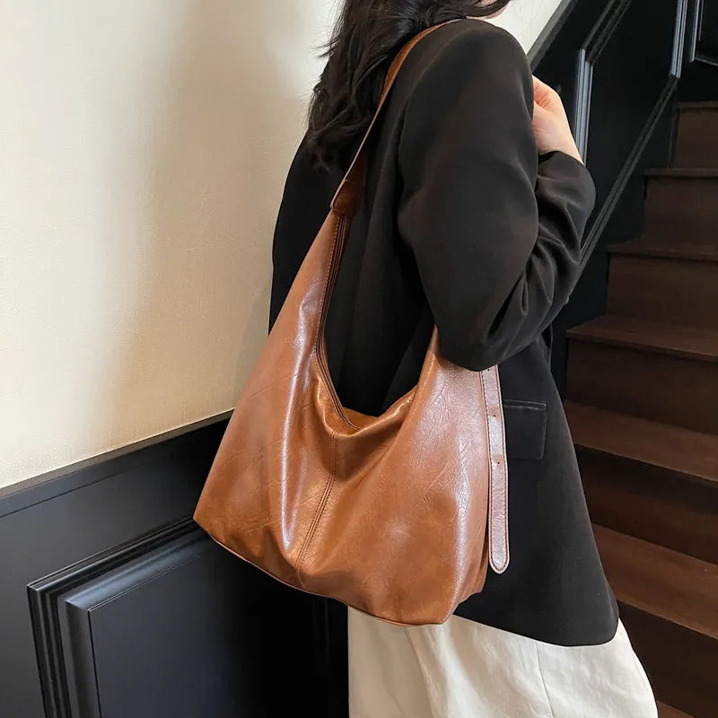 Yalu PU Shoulder Bag Regular Women's Black/Khaki/Brown-14
