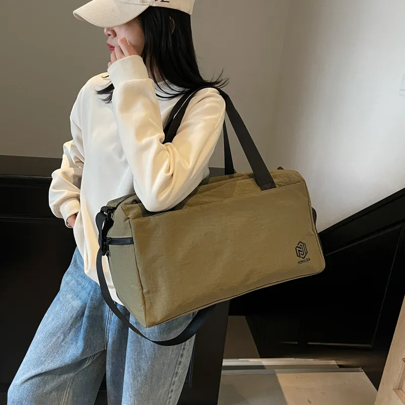 Yalu Nylon Travel Bag Multicolor-19