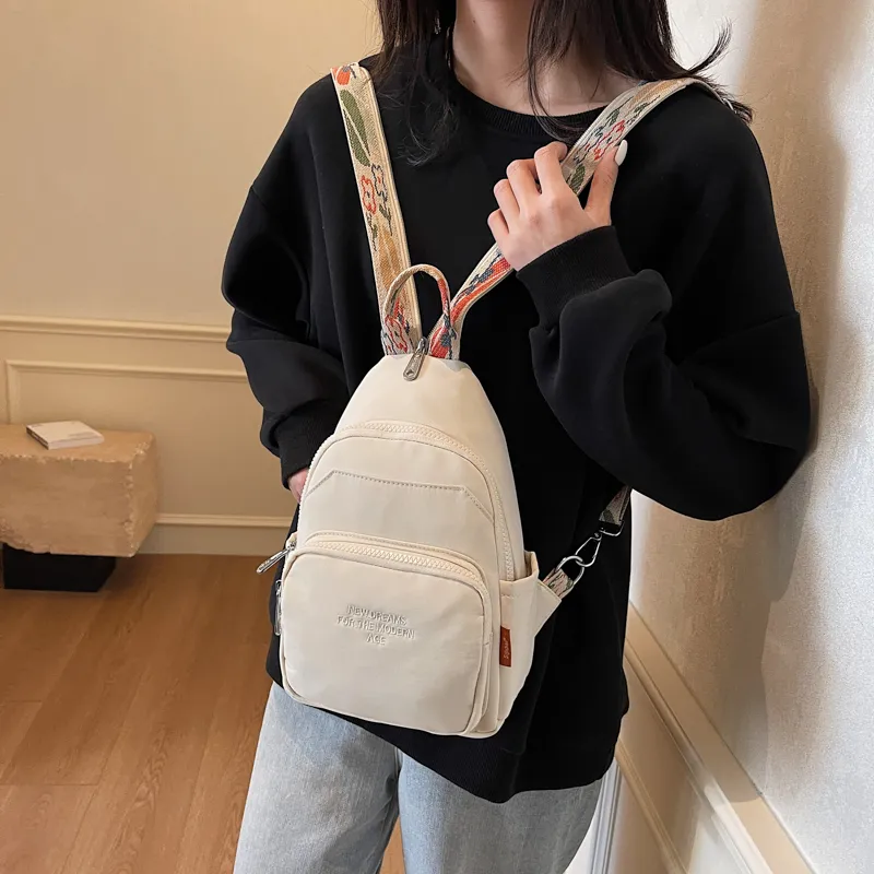 Yalu Nylon Sling Bag Backpack Unisex White/Black-5