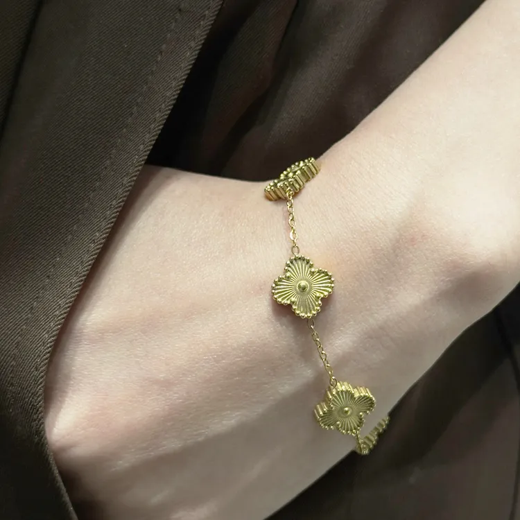 Zheng Tai Fook Alloy Bracelets Women's-3