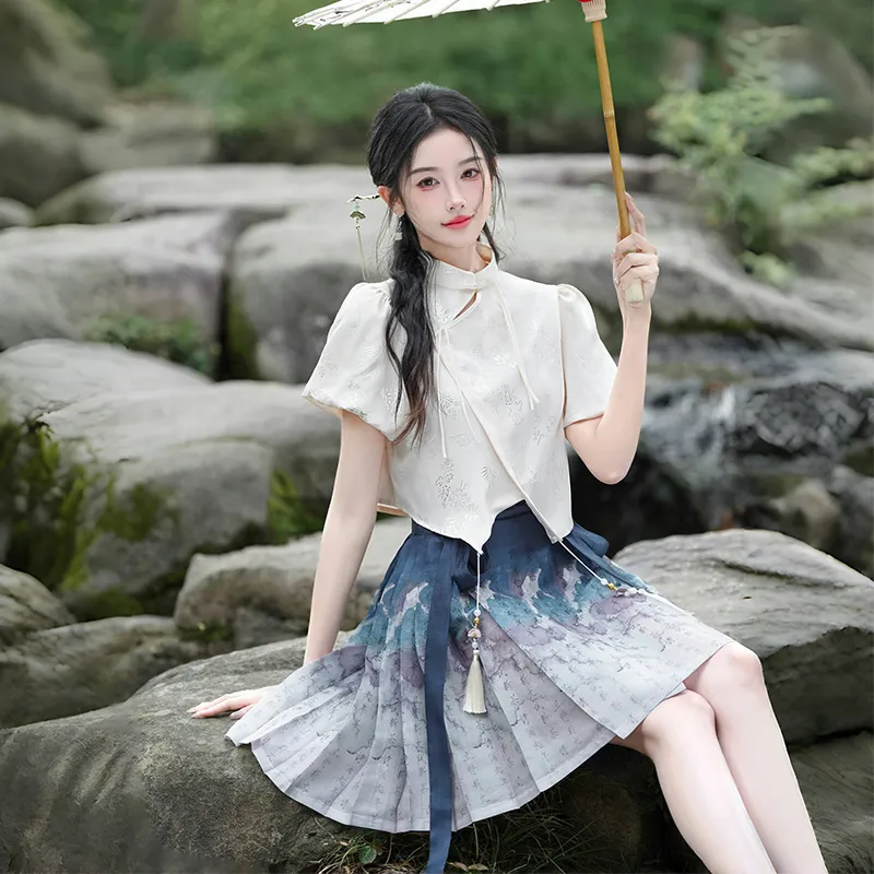 SONDR Hanfu Women's Blue Print Mamianqun-3