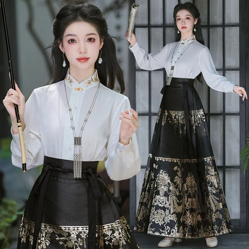 SONDR Hanfu Women's Black Gold-Weave Mamianqun-4