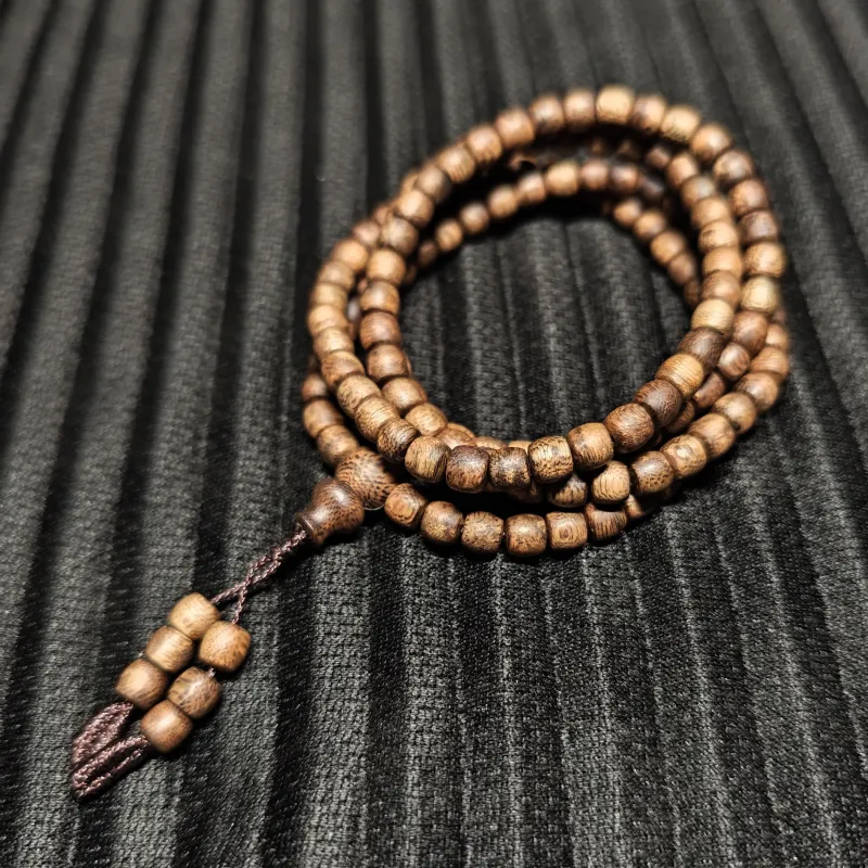 Guansha Qinan Agarwood Zodiac Year Beaded Bracelet Unisex-1