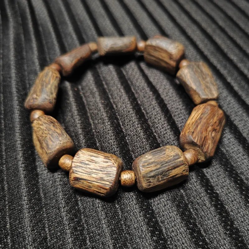Guansha Qinan Agarwood 14.9g Beaded Bracelet Unisex-2