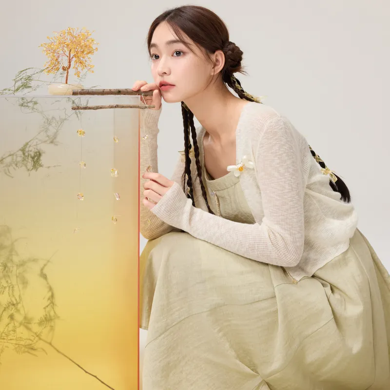 ZIHAN Knitwear Women's Beige Gold-2