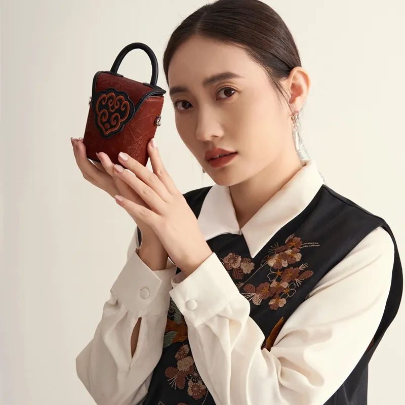 Liang Jin Ji Mulberry Silk Shoulder Bag, Crossbody Bag, Handbag Mini Women's Red/Pink/Apricot-6