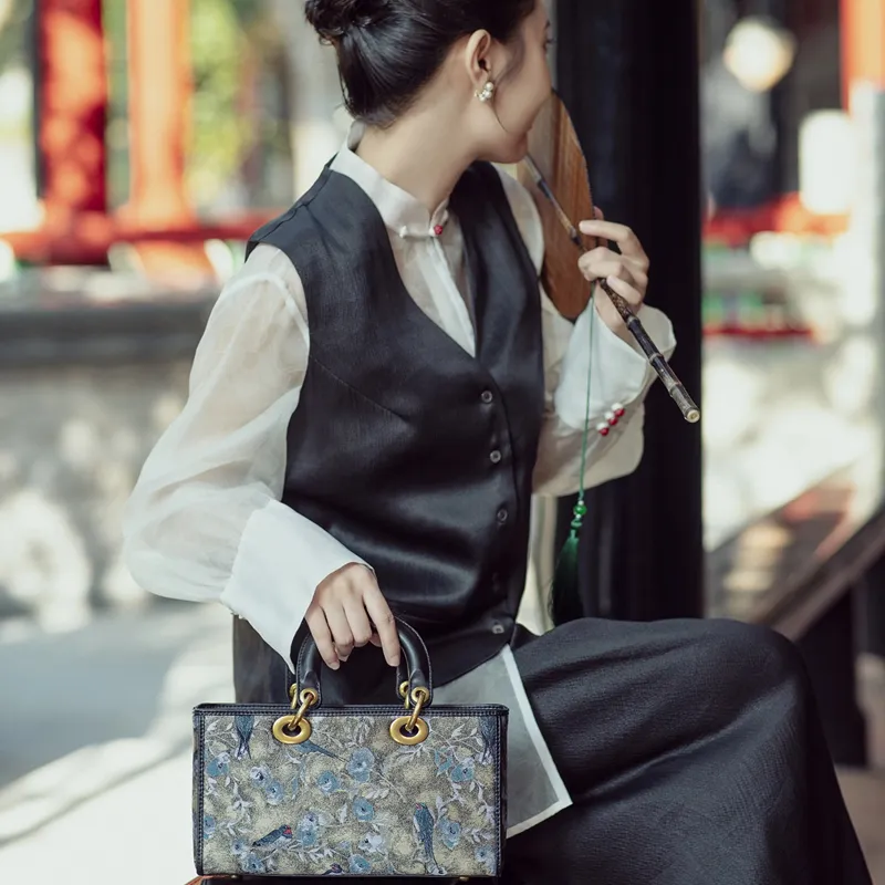 Liang Jin Ji 100% Mulberry Silk One Shoulder Handbag Medium Size Women's Multicolor-8