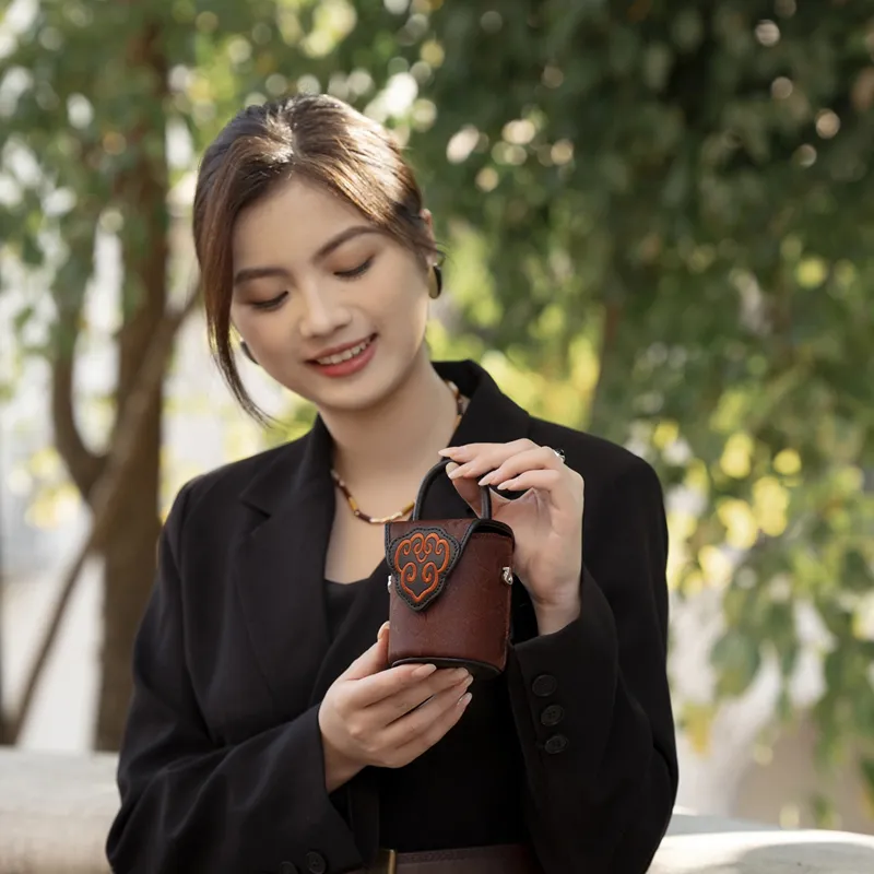 Liang Jin Ji Mulberry Silk Shoulder Bag, Crossbody Bag, Handbag Mini Women's Red/Pink/Apricot-2
