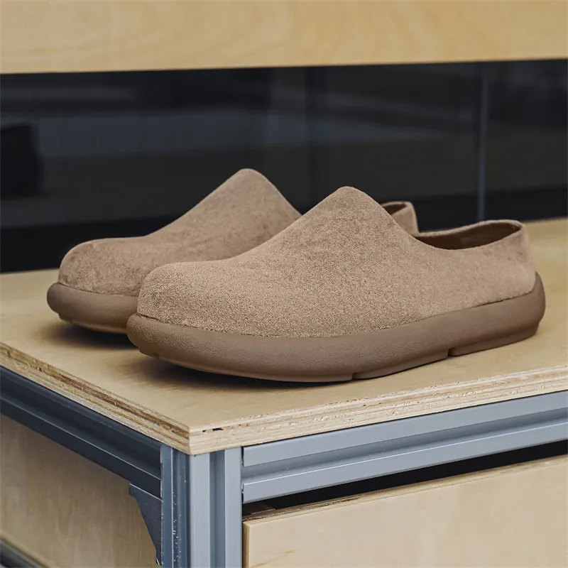 MOMGOG Rubber Sole Odor Resistant Slip Resistant Closed Toe Slippers Unisex-3