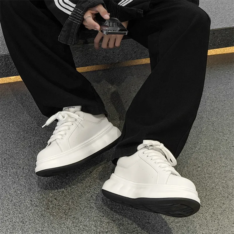 MOMGOG Low Top Skateboard Shoes Unisex-6