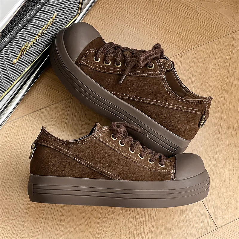 MOMGOG Low Top Skateboard Shoes Unisex-9