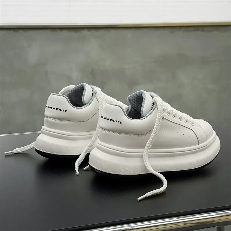 MOMGOG Low Top Skateboard Shoes Unisex-3