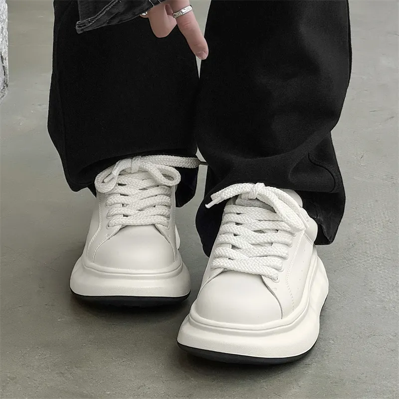 MOMGOG Low Top Skateboard Shoes Unisex-5