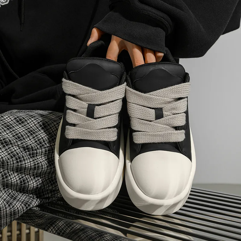 MOMGOG Low Top Skateboard Shoes Unisex-3