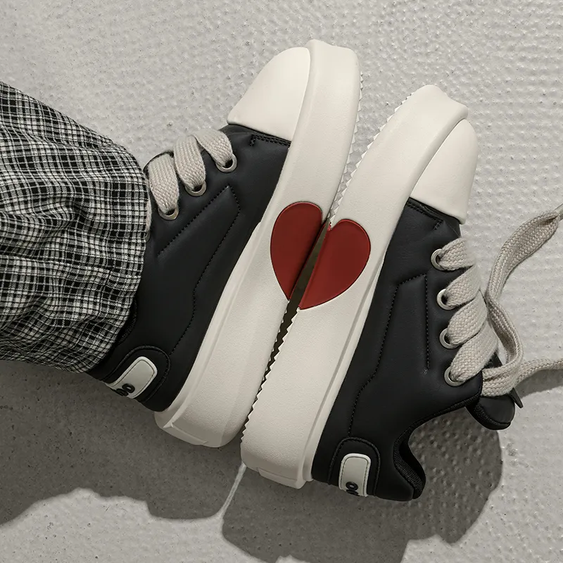 MOMGOG Low Top Skateboard Shoes Unisex-2