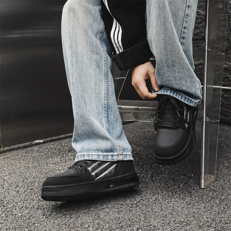 MOMGOG Low Top Skateboard Shoes Unisex-3