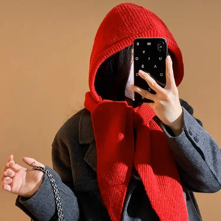Lanza Polyester Beanies Women's-2