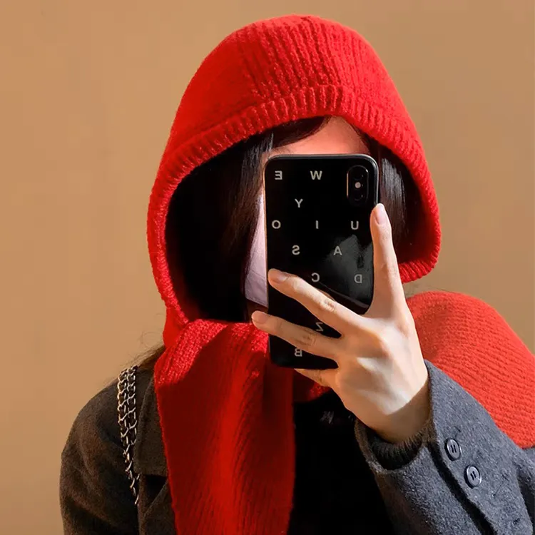 Lanza Polyester Beanies Women's-5