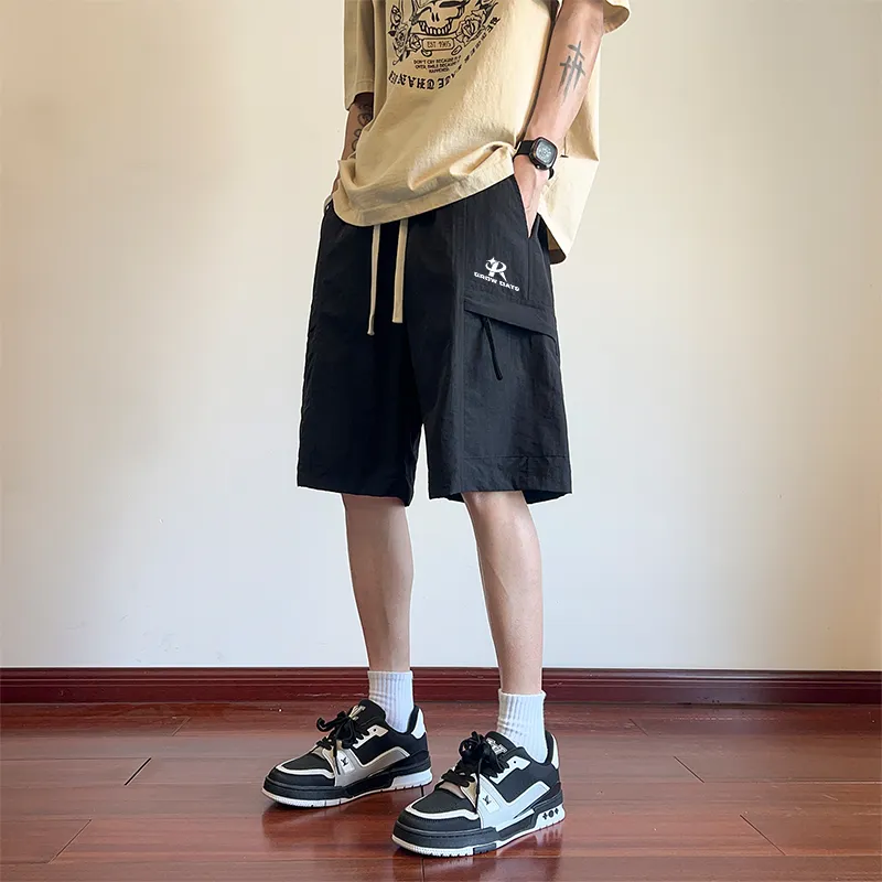 GROW DATE Cargo Shorts Unisex Black-4
