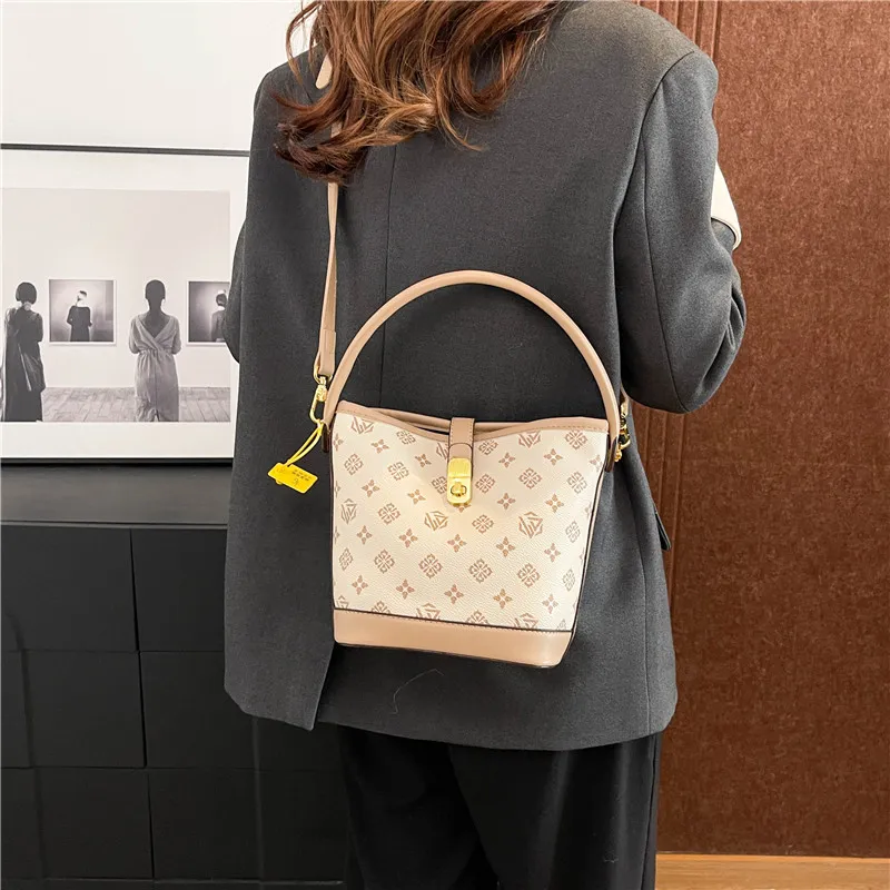 Miss Angel PU Crossbody Handbag Regular Women's Blue/Beige/Brown-10