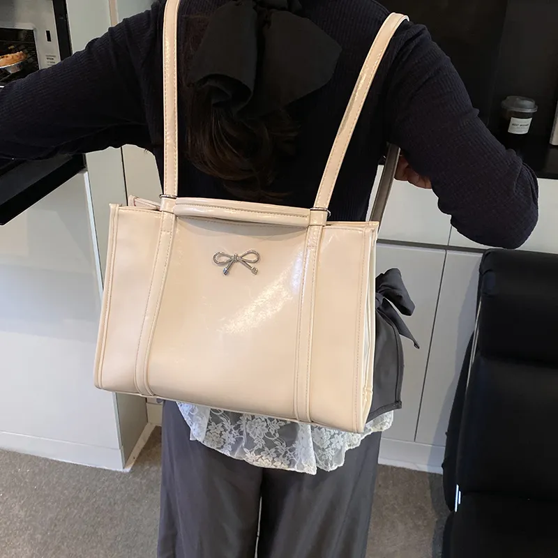 Miss Angel PU One Shoulder Tote Backpack Regular Women's White/Silver/Black-1