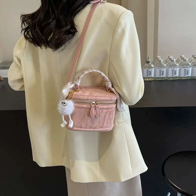 Miss Angel PU Handbag Regular Women's White/Black/Pink-12