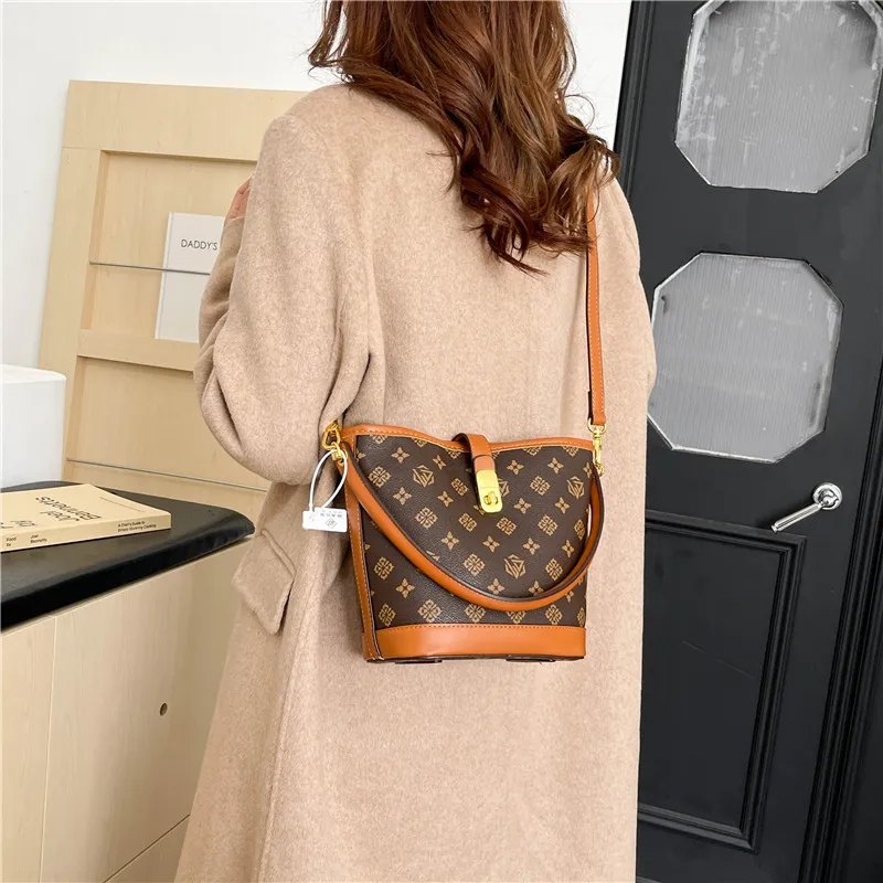 Miss Angel PU Crossbody Handbag Regular Women's Blue/Beige/Brown-23