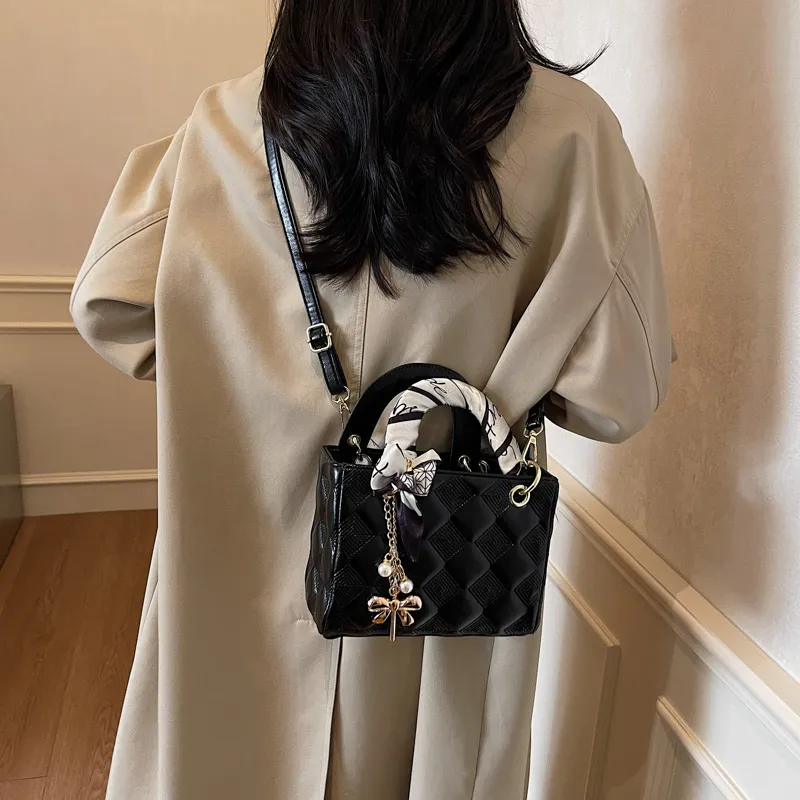 Miss Angel PU Crossbody Bag, Handbag Women's Black/White/Burgundy-8
