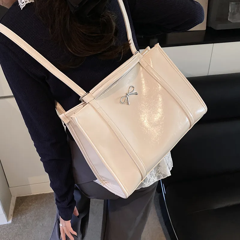 Miss Angel PU One Shoulder Tote Backpack Regular Women's White/Silver/Black-4