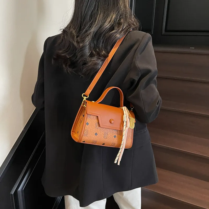 Miss Angel PU Crossbody Handbag Women's Multicolor-14