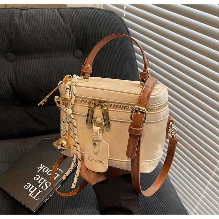 Miss Angel PU Crossbody Bags Shoulder Bags Regular Women's Ecru/Silver/Black/Green-1