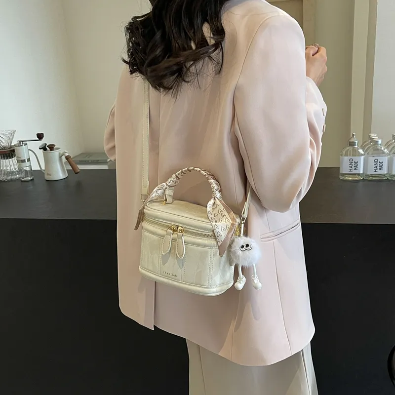 Miss Angel PU Handbag Regular Women's White/Black/Pink-3