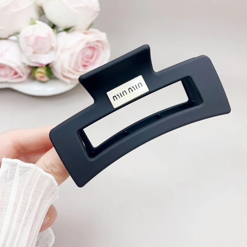 TBoML Acrylic Hair Clips Women's-1