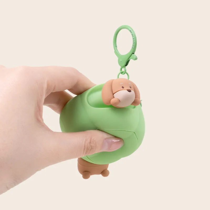 Jinnew Silicone Keychains Unisex-1