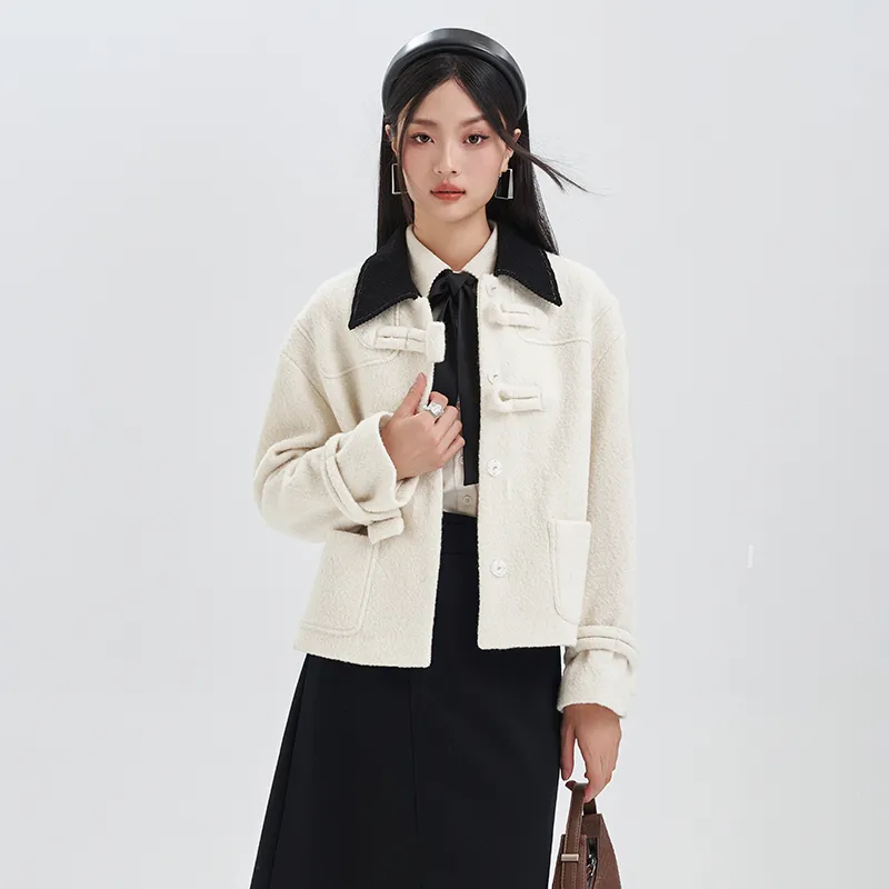 JESSYLINE Velvet feel Coat Women's Beige-1