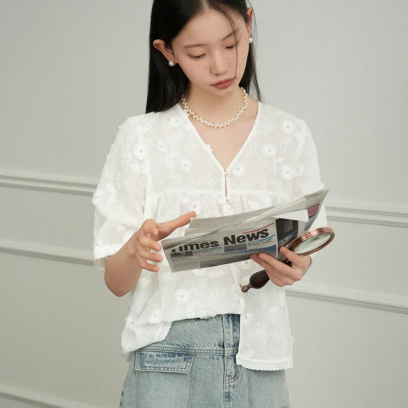 JESSYLINE Shirts Women's White-2