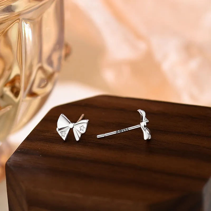 Supreme Love S 990 Silver Stud Earrings Women's-3