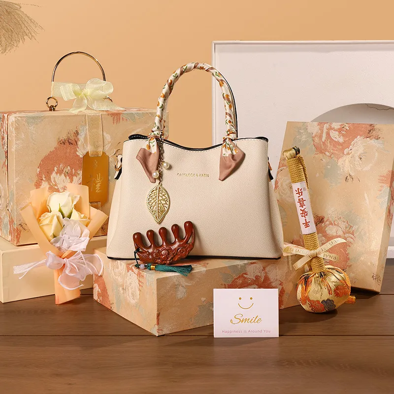 SANSHU Gift Box Set With Ritualistic Touch-25