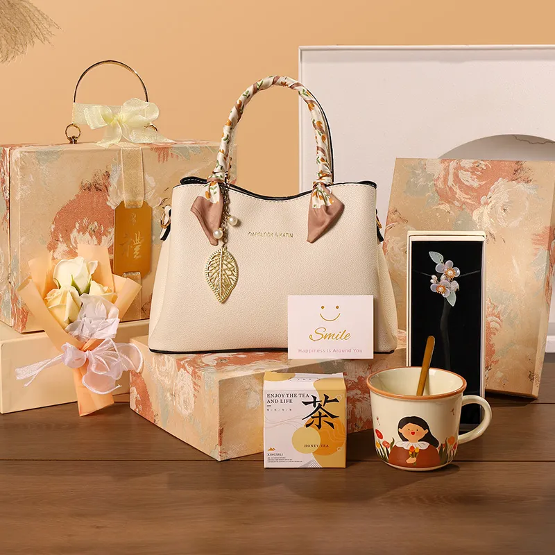 SANSHU Gift Box Set With Ritualistic Touch-21